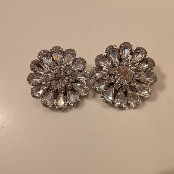 Unknown Jewelry - MID CENTURY Elegant Clip on Rhinestone Earrings or Shoe Clips